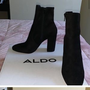 *RESERVED* Aldo Booties